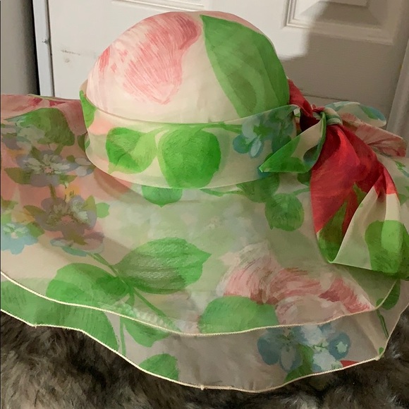 Hat - Picture 2 of 4